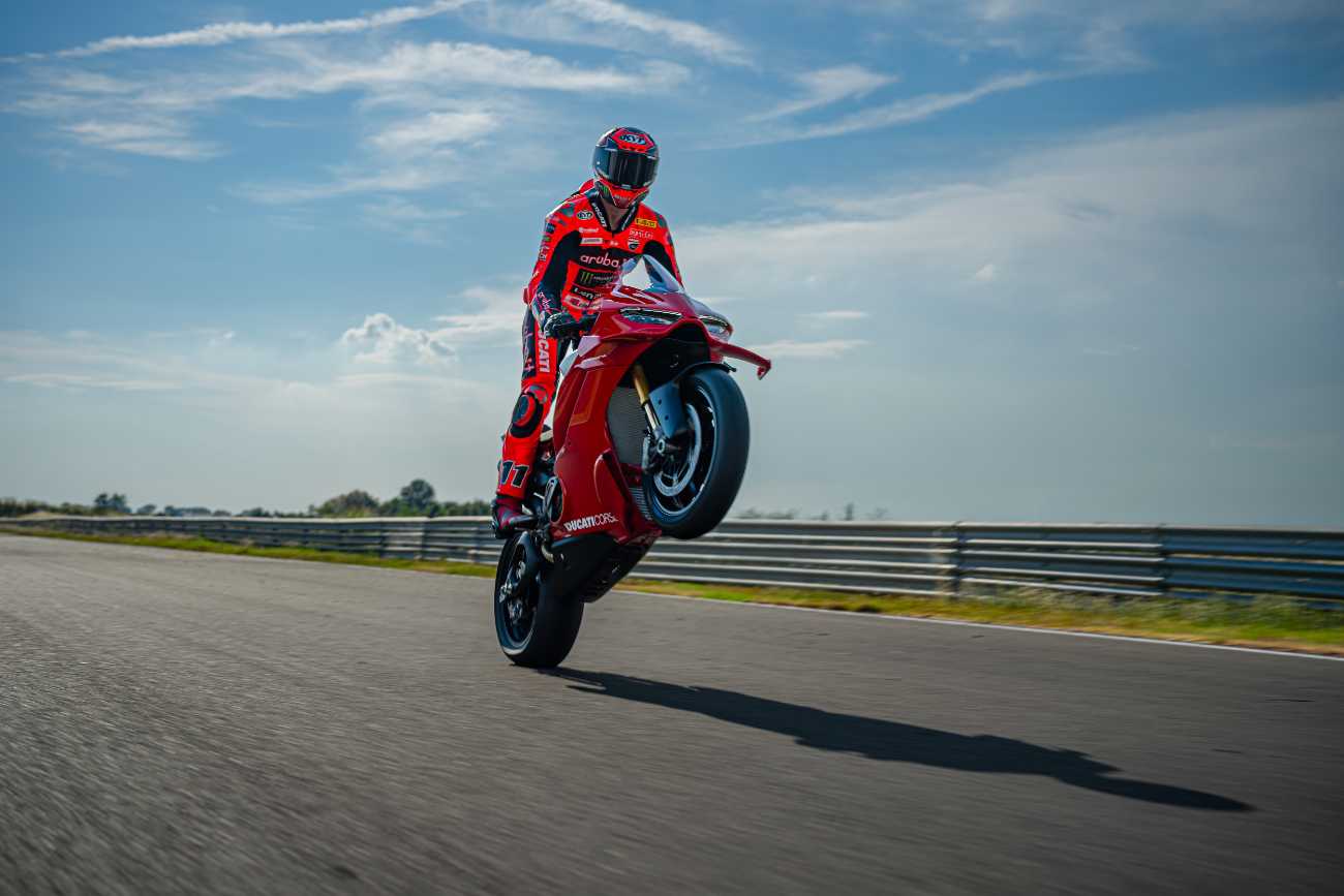 1758730275-resizecom Panigal